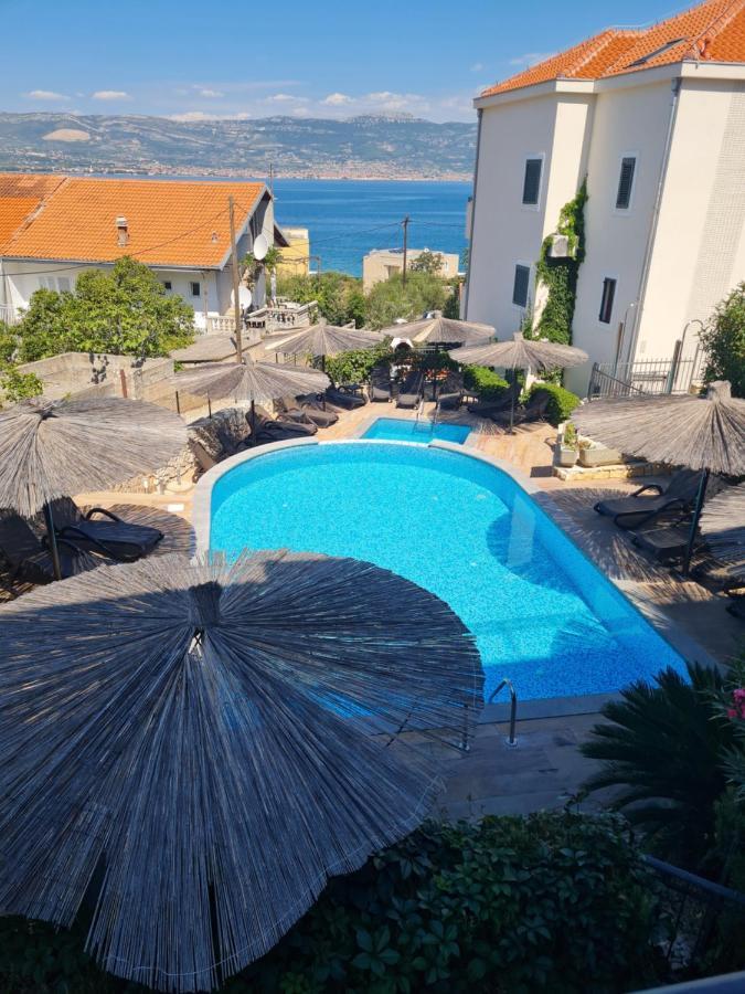 Apartment Relax Villa Salena 斯拉汀 外观 照片